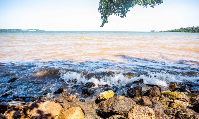 Entebbe Hotel | Lakefront Hotel Entebbe