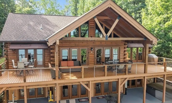 Dixie - Berryhill Cabin | Lakefront Log Cabin - Hot Tub, Pickleball Ct, Fire Pits, 2-Story Dock, Game Room