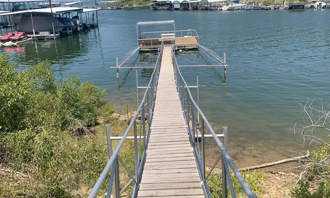 Pottsboro Cabin | Lakeside Country Cabin with private dock!