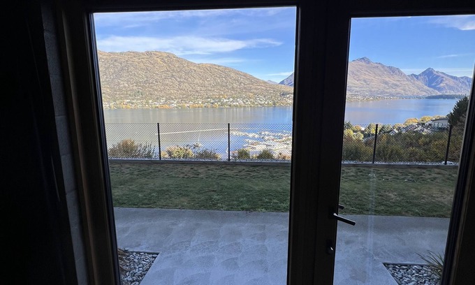 Frankton Apartment | Lakeview Apartments