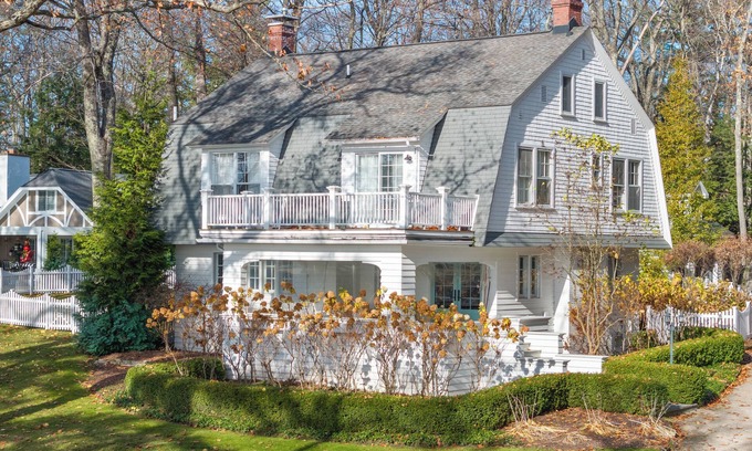 Forest Beach House | Lakeview Bliss: 4 BR, 4.5 BA House in Harbor Springs, Sleeps 8