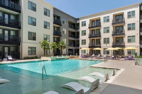 Memorial Apartment | Landing Apartments - Houston Energy Corridor