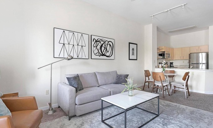 New Pathways Apartment | Landing at The Bristol on Union - 1 Bedroom in .