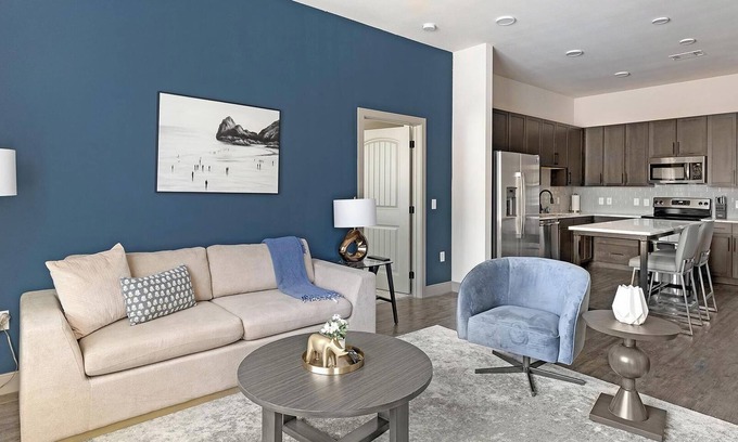 Denton Apartment | Landing | Beautiful 2BD, Clubhouse, Gym