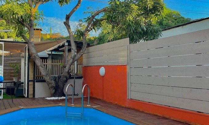 Caphomard House | Lantanas House