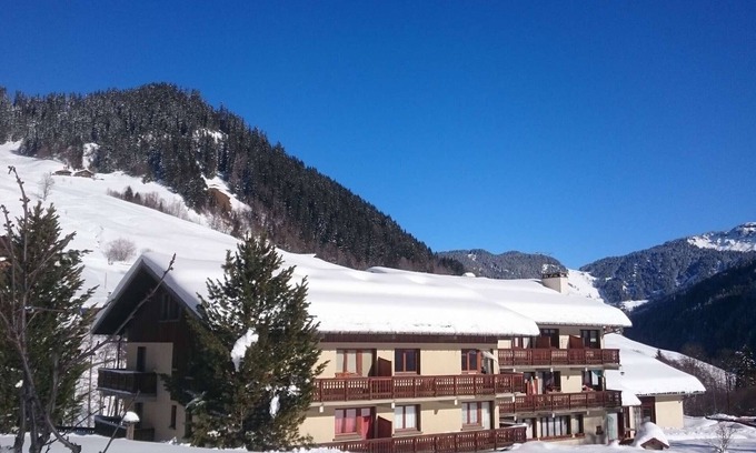 Areches Apartment | Large apartment for 7-8 at the foot of the slopes