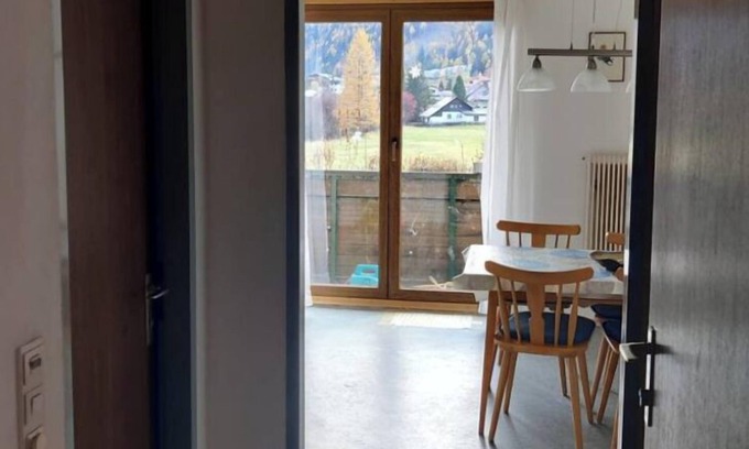 Mallnitz Apartment | Large apartment in 70s style Mallnitz Austria