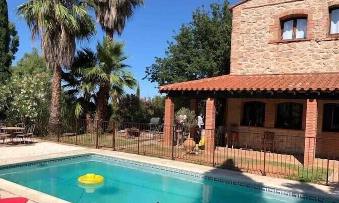 Thuir House | Large Catalan farmhouse ideal for families