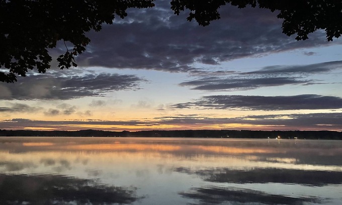 Saratoga Springs House | Large Saratoga Lake House, close to all amenities , privacy of lake living.
