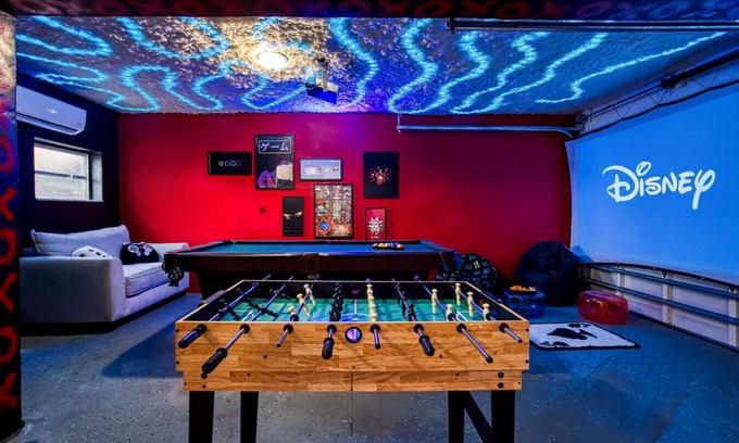 Sunset Villa | Las Olas Getaway Pool, BBQ, Mini Golf & Game Room