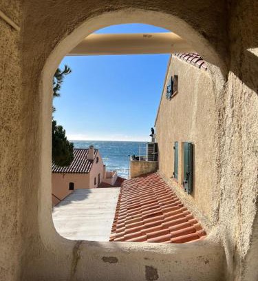 Sausset-les-Pins Apartment | Le bruit des vagues en dormant