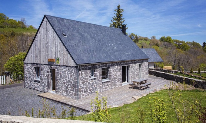 Besse-en-Chandesse House | LE GITE DE BENJAMIN - BESSE AND SAINT ANASTAISE
