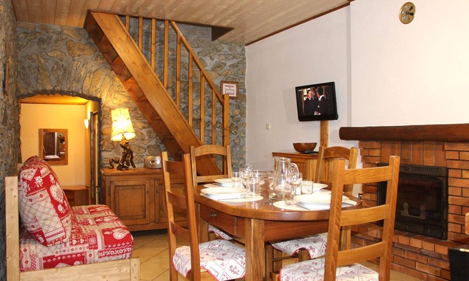 Valmorel Ski Chalet | Le Nielard 2-room duplex 45 m2 200 m from the free bus stop 300 m from the ski lift