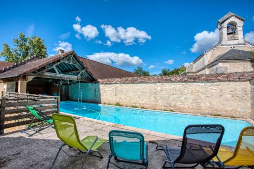 Mayac House | Le Pigeonnier