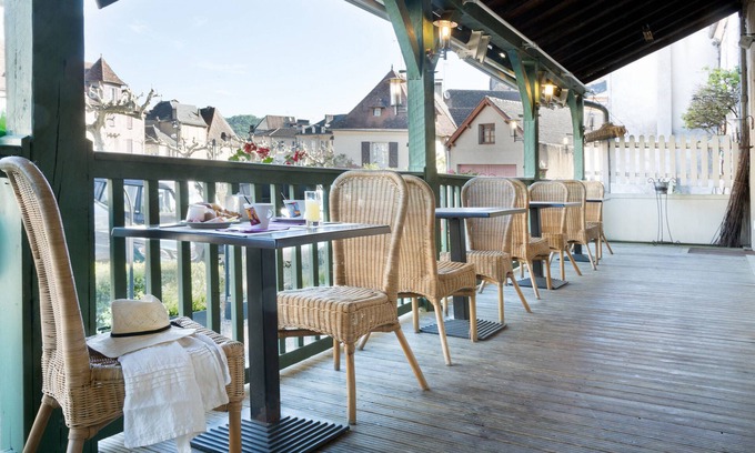 Beaulieu-sur-Dordogne Hotel | Le Relais De Vellinus