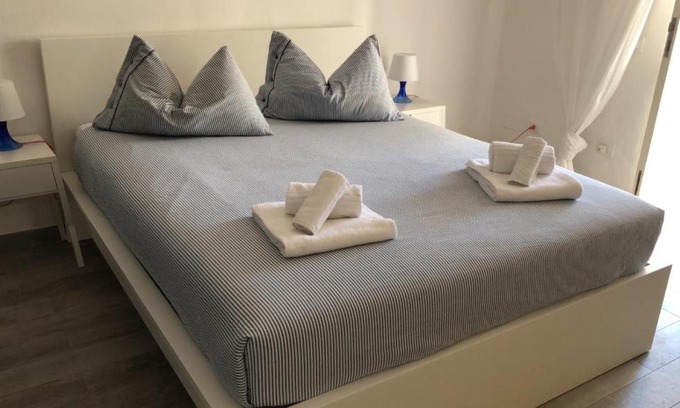 Vulcano Porto House | Le Sabbie Nere