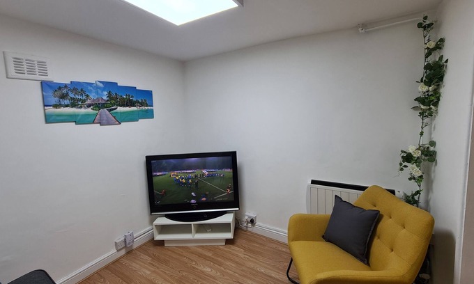 Thorpe Satchville Apartment | Leicester Luxury Homes - West Street 2 bed premium apartment