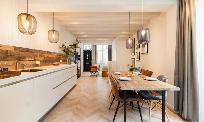 Museum Quarter Apartment | Leidse Square Luxury Apartment