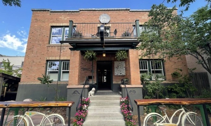 Historic Downtown Durango Apartment | Leland House Suites of Durango