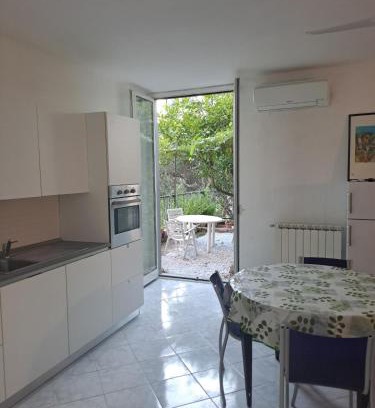 Borgo Antico Apartment | Lemon Apartment Monterosso - 5 Terre
