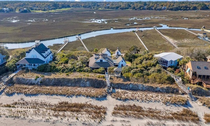 Pawleys Island House | Lemon LaBruce 6 Bdrm Oceanfront Beach House