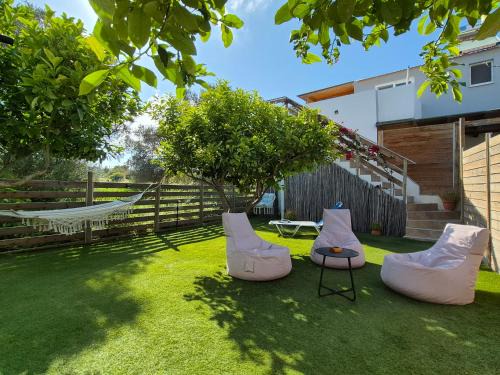 Sivas Apartment | Lemonia Apartment with yard