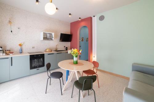 Alba Adriatica Apartment | Leopardi Design with 2 bathrooms