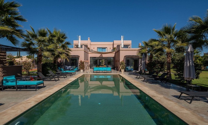 Oulad Hassoune Villa | LES IRIS villa with private heated pool, SPA & Tennis court (5 rooms/10 pax)