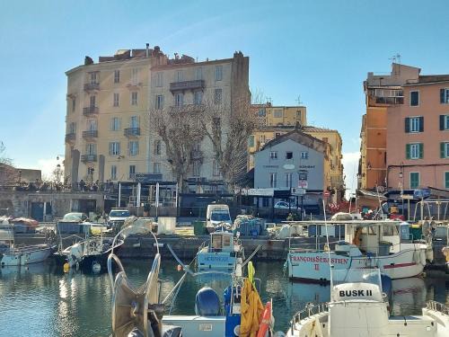 Ajaccio Apartment | Les Studios du Pêcheur - Hypercentre - Clim - City Trip