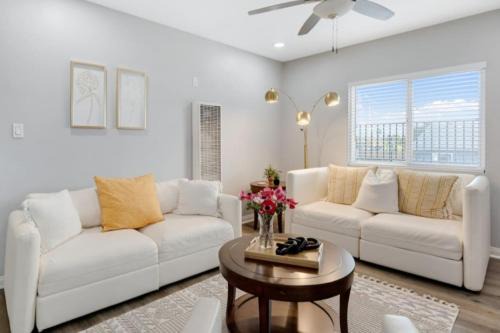 Grant Hill Apartment | Leyla Pool Spa Min to Downtown Freeways Beaches