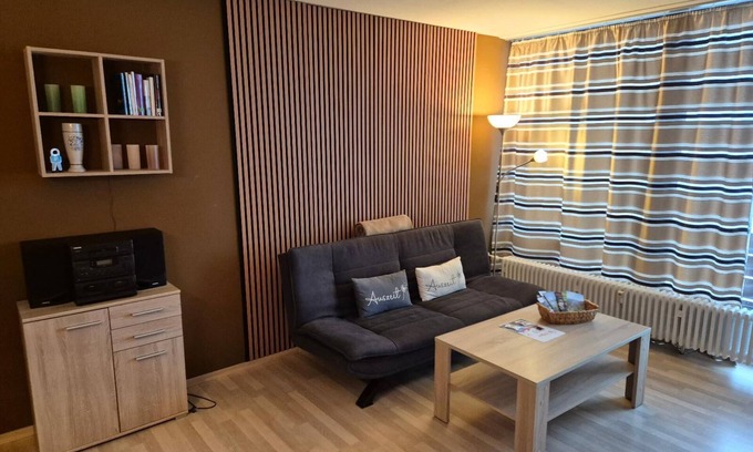 Geyersberg Apartment | Liebevoll Eingerichtetes Appartement für bis zu Drei Personen mit Balkon