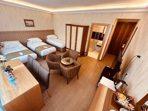 Taksim Hotel | Lily Rooms