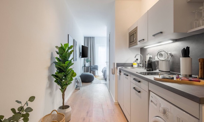 Bahnhofsviertel Hotel | Limehome Frankfurt Gutleutstraße