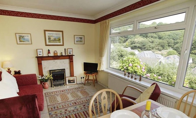 Mumbles Ski Chalet | Limeslade Drive in the beautiful Swansea