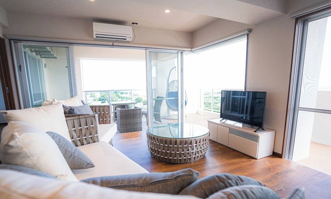 Okinawa House | Limited to the top floor Free breakfast superb / Nanjo Okinawa