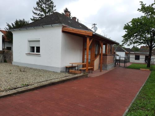 Kovagoors House | Linda Vendégház