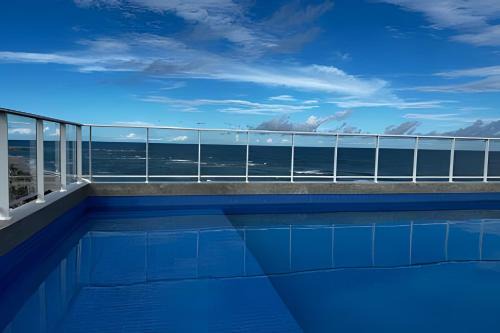 Amaralina Apartment | Lindo Studio em frente a praia