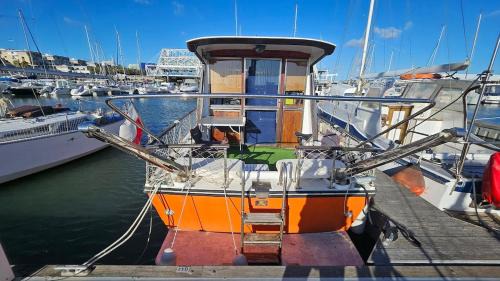 Parque das Nacoes Boat Rental | Lisbon Boat Speedboat G44