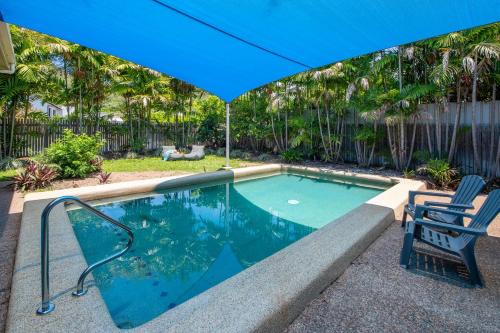 Horseshoe Bay House | Little Butterfly
