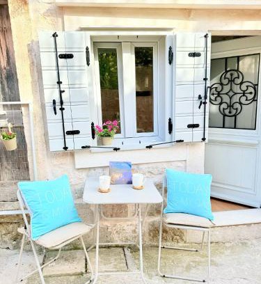 Komiza Apartment | Little House Komiza