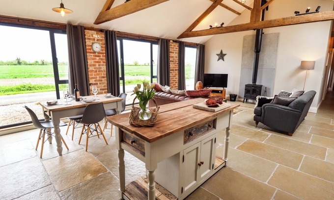 Market Rasen Cottage | Little Owl