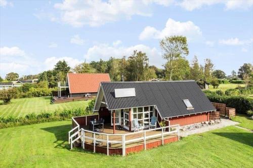Nordenbro Vesteregn House | LL204-Humble-Vildrosevej-16