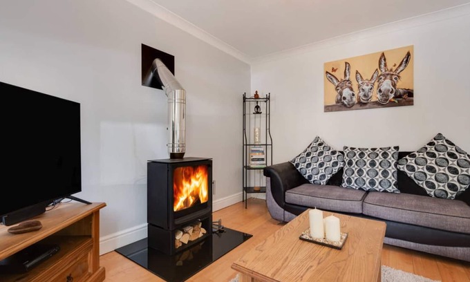 Pentrefelin House | Llety-Cariad in the beautiful Llandeilo