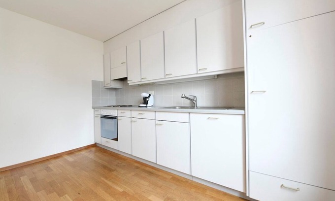 Muralto Apartment | Locarno Garden & E-scooters Swisshomebnb