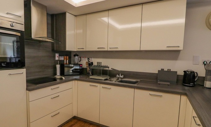 Spean Bridge Cottage | Lochy Lookout