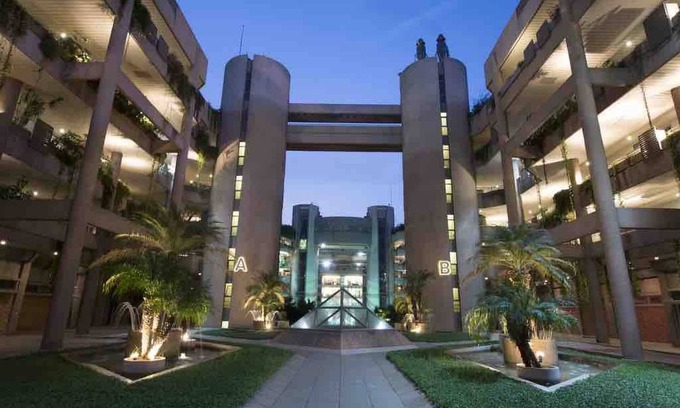 Zouk Mosbeh Apartment | Loft in Siwar-zouk- 2 Minutes From Hotel Le Royal-dbayeh- by car