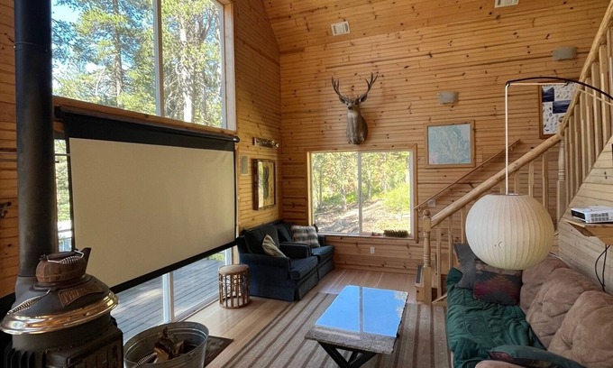 Echo Lake Cabin | Lofty Mountain Retreat perfectly close to South Lake Tahoe / Pacific Crest Trail