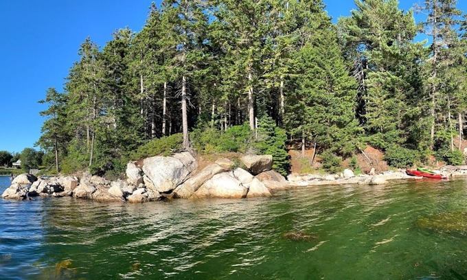 Friendship Cabin | Log Cabin on the Ocean!