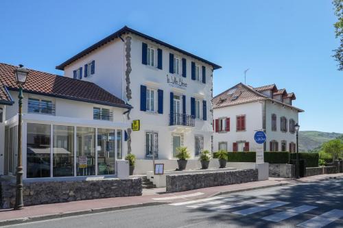 Cambo-les-Bains Hotel | Logis Hôtel & Restaurant La Villa Bleue