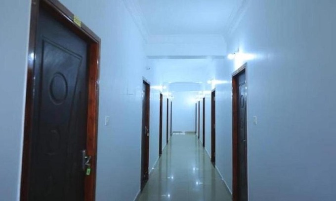 Kalapettai Hotel | Lokshna Inn-A Couple Friendly Property